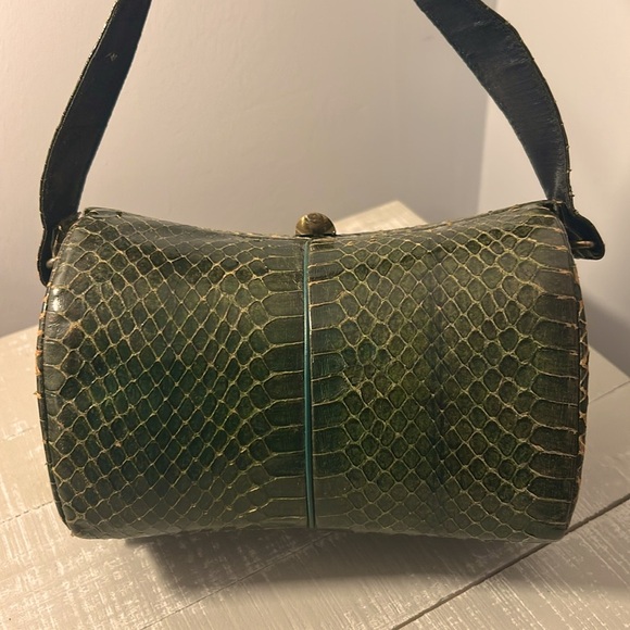 Vintage Handbags - VTG GUC Amazing Snakeskin Handbag